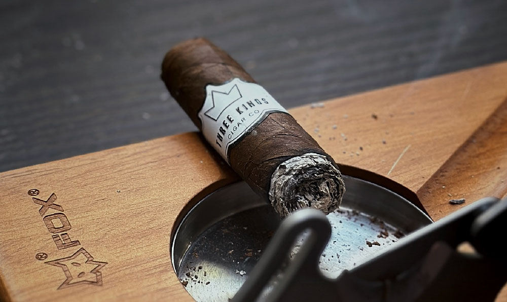 美晶雪茄柜湿度失控_最贵雪茄烟价格